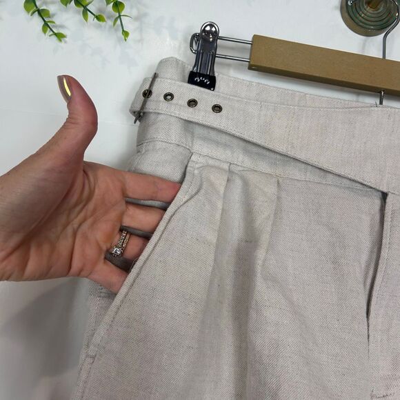 Banana Republic Shorts Women  6 Beige Linen High Rise Pleated Belted side Buckle - Picture 5 of 16
